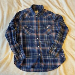 American Eagle Women's Lightweight Flannel Size Medium